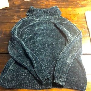 Super soft teal cropped turtleneck sweater